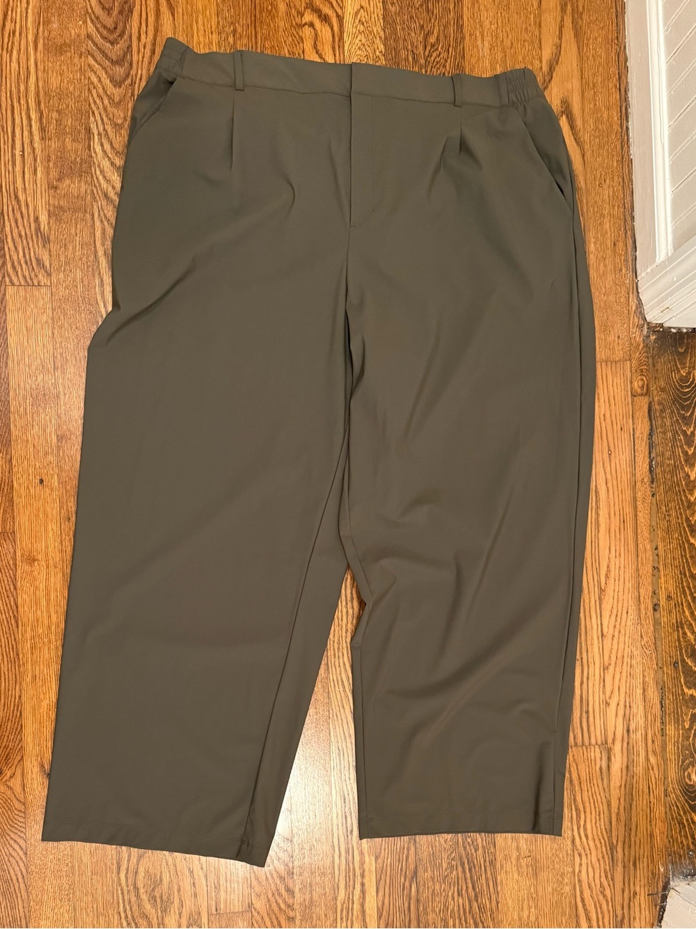 Old Navy Sleek Tech Go Dry High Rise Wide Leg Olive Green Trousers size 2XL